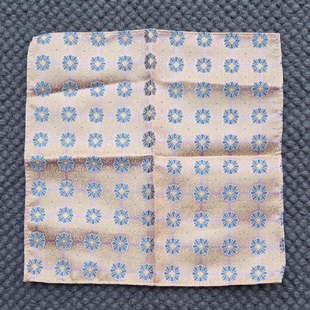 Elegant Blue and Gold Pocket Square - Picture 2 of 5